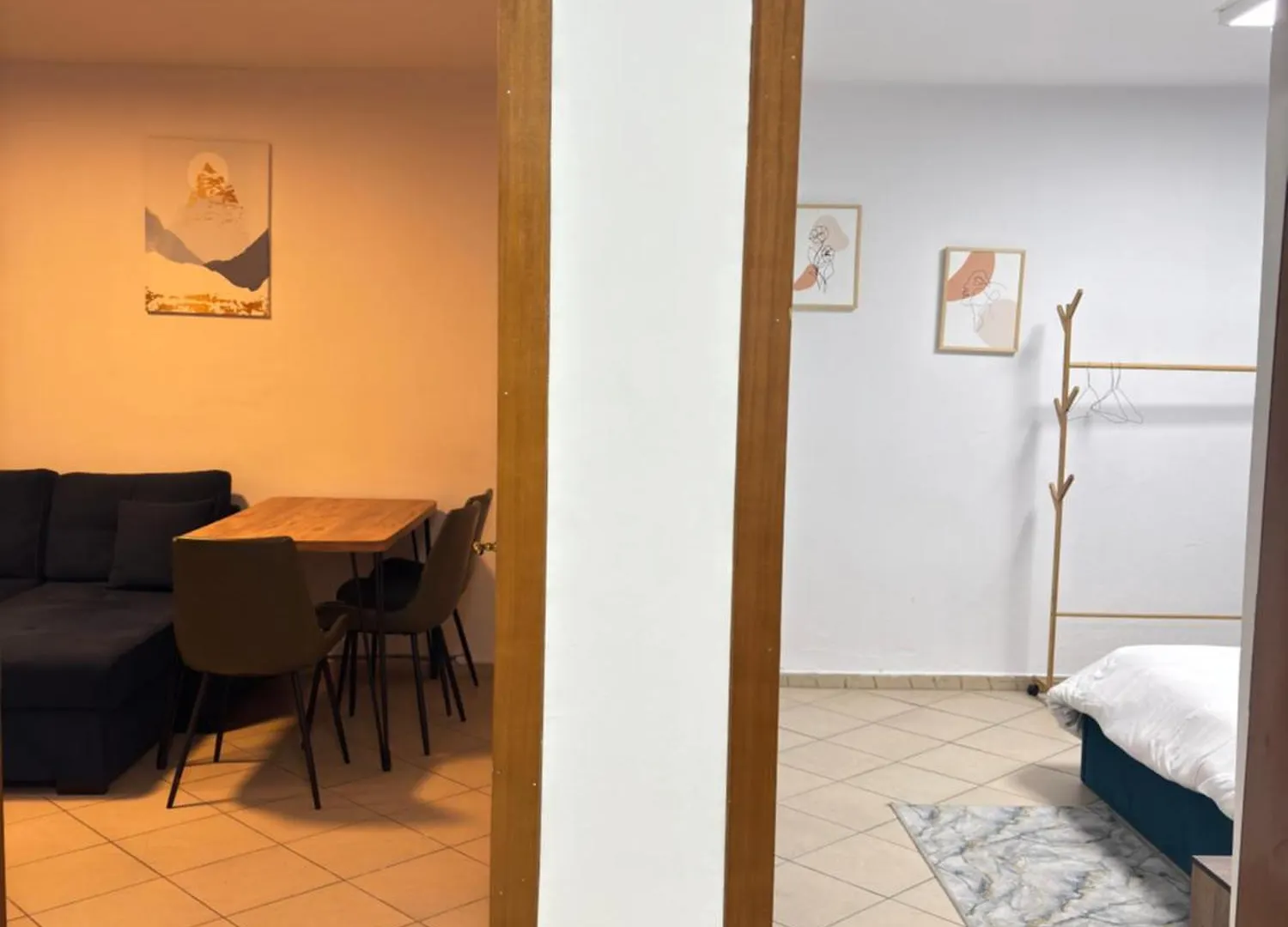 21 Steps' Lovely Apartment In The Center Tirana