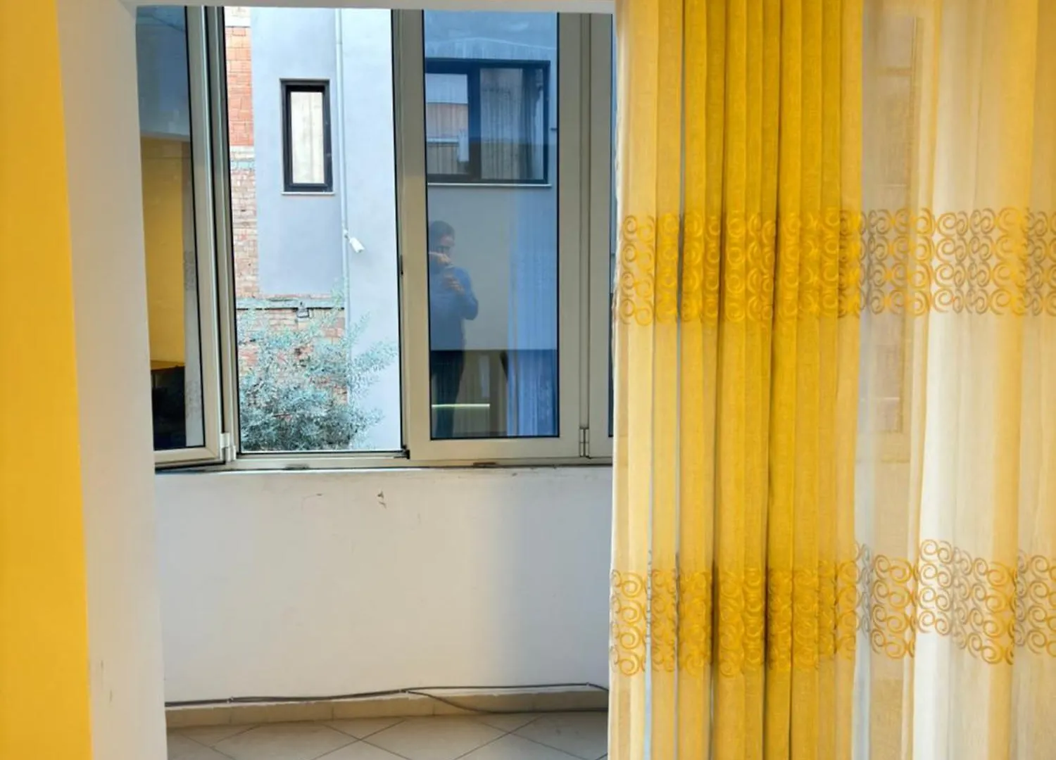 21 Steps' Lovely Apartment In The Center Tirana Albania