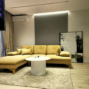 Center Easy_luxury تيرانا
